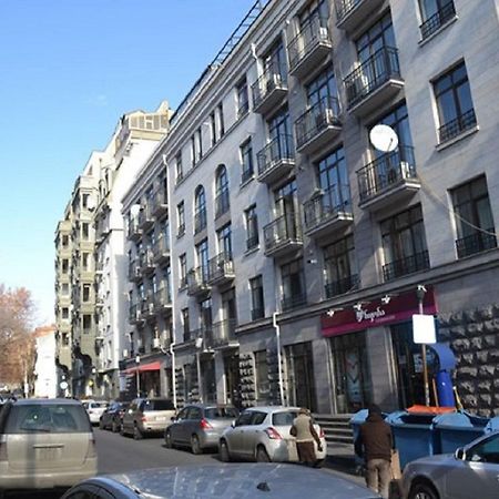 L&L Apartment Tbilisi Exterior photo